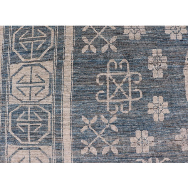 2020s Modern Khotan Rug With Circular Medallions in Shades of Steel Blue & Off White 10'6 X 16'3 For Sale - Image 5 of 11