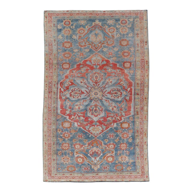Early 20th Century Fine Hand-Knotted Antique Veramin Rug in Wool With Floral Medallion Design For Sale