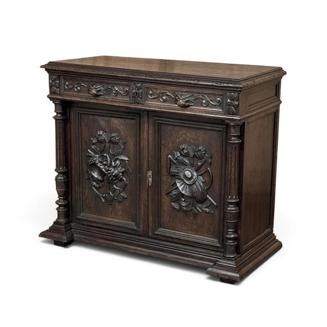 19th Century French Henri II Renaissance Revival Carved Oak Buffet For Sale - Image 4 of 18