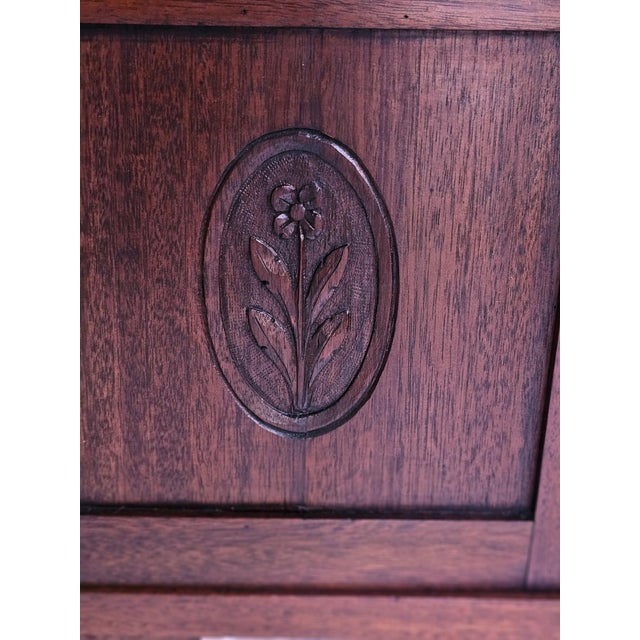 Brown 1910s Pair of English Mahogany Nightstands With Carved Floral Doors & Stone Tops For Sale - Image 8 of 18