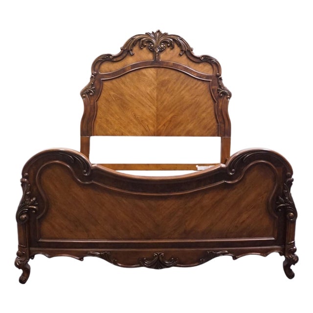 Fairmont Designs Bookmatched Pecan Louis XV French Provincial Queen Size Bed - Chestnut Finish C7025-08 For Sale