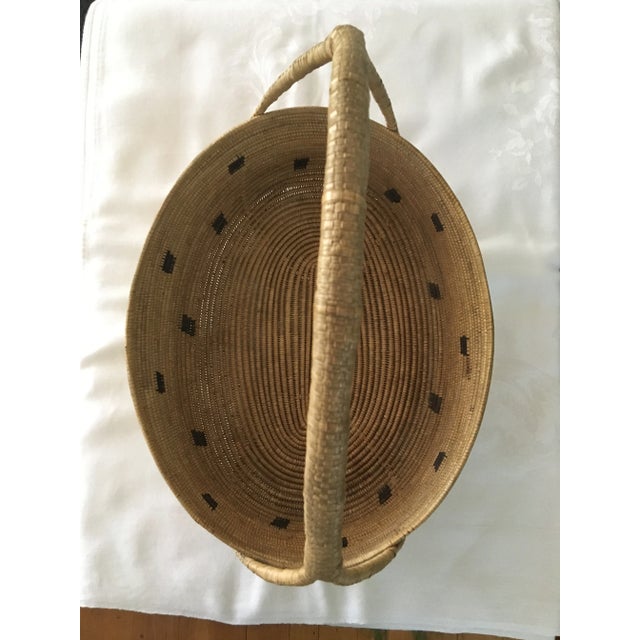 1990s American Handmade Basket With Handles For Sale - Image 9 of 13