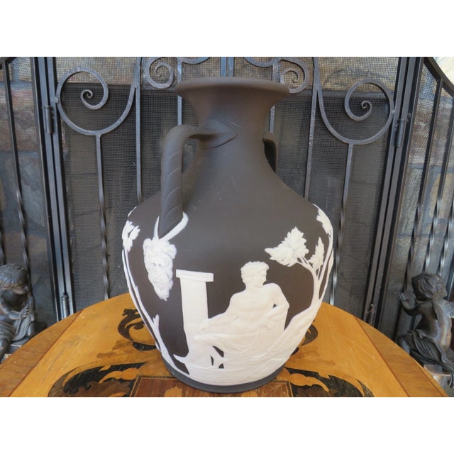 Mid 19th Century Antique Wedgwood Black Jasperware 10" Portland Vase Peleus & Thetis Phrygian Cap For Sale - Image 5 of 18