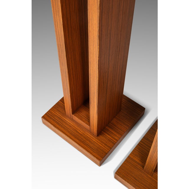 1960s Mid-Century Modern Freestanding Architectural Tower Floor Lamps in Oak After Frank Llyod Wright, Usa - Set of 2 For Sale - Image 17 of 18