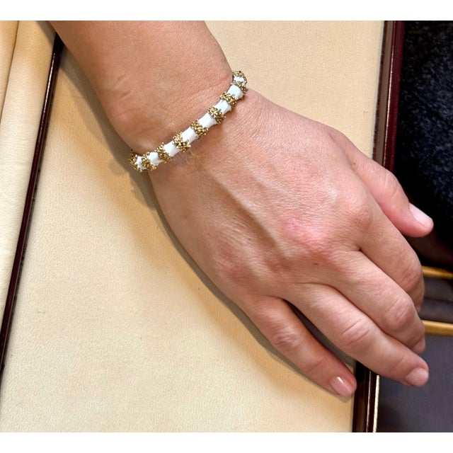 Enamel Bangle / Bracelet pair one White one Green in 18 Kt Yellow Gold 75 gm For Sale - Image 13 of 18