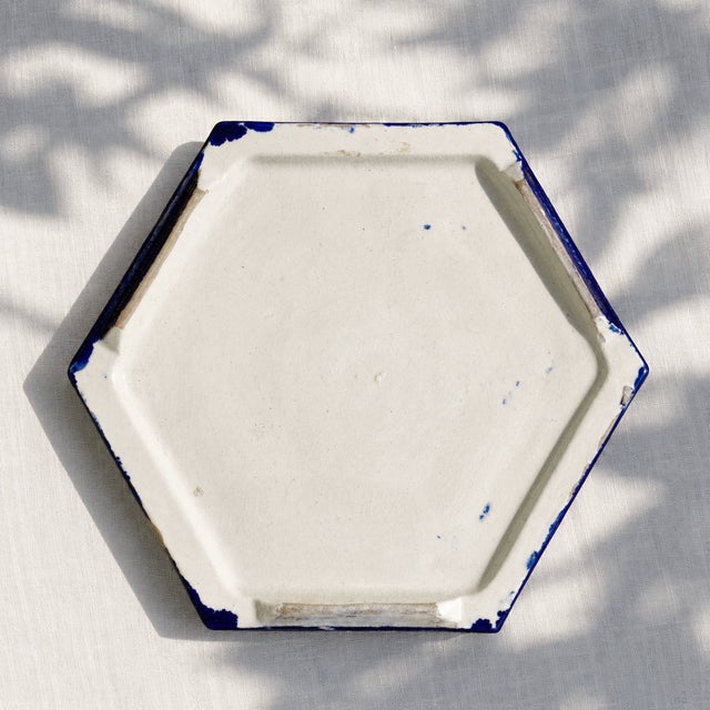 Ceramic French Trivet in Polychrome Barbotine with Pink Bird, 1860 For Sale - Image 7 of 8