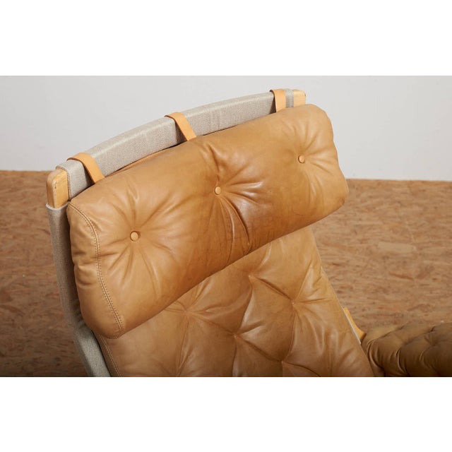 Vintage Lounge Chair in Leather by Bruno Mathsson for Dux, 1967 For Sale - Image 6 of 11