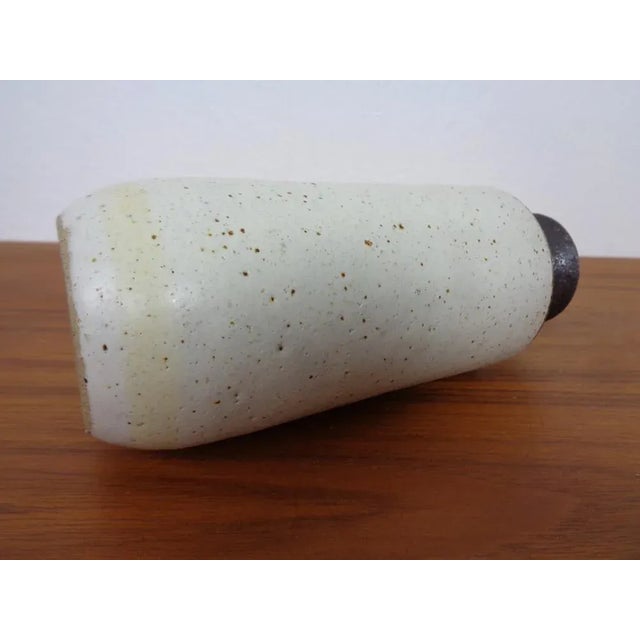 Minimalist Stoneware Vase by Bruno Gambone, Italy, 1970s For Sale - Image 11 of 12