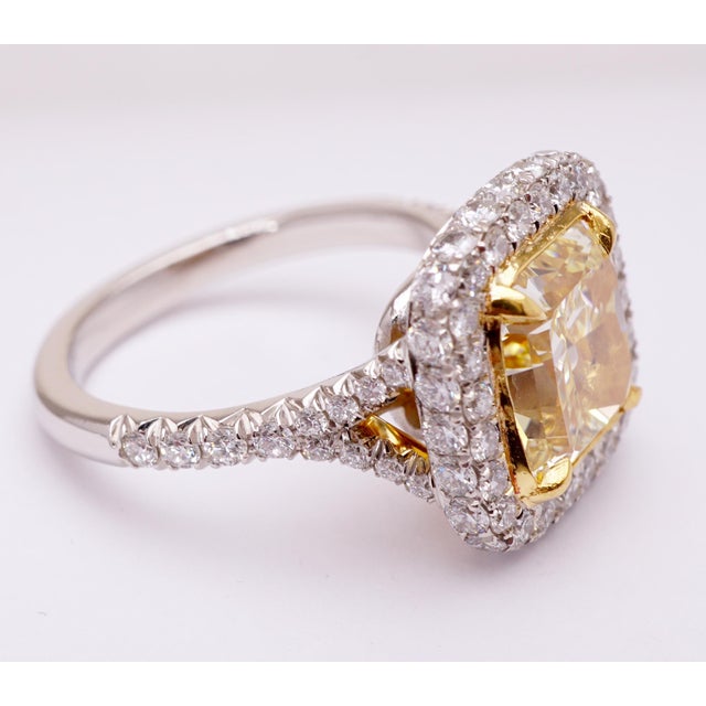Contemporary Certified Fancy Yellow Radiant 2.84 Carat Diamond Cocktail Ring Set in Platinum, Size 6 For Sale - Image 3 of 9