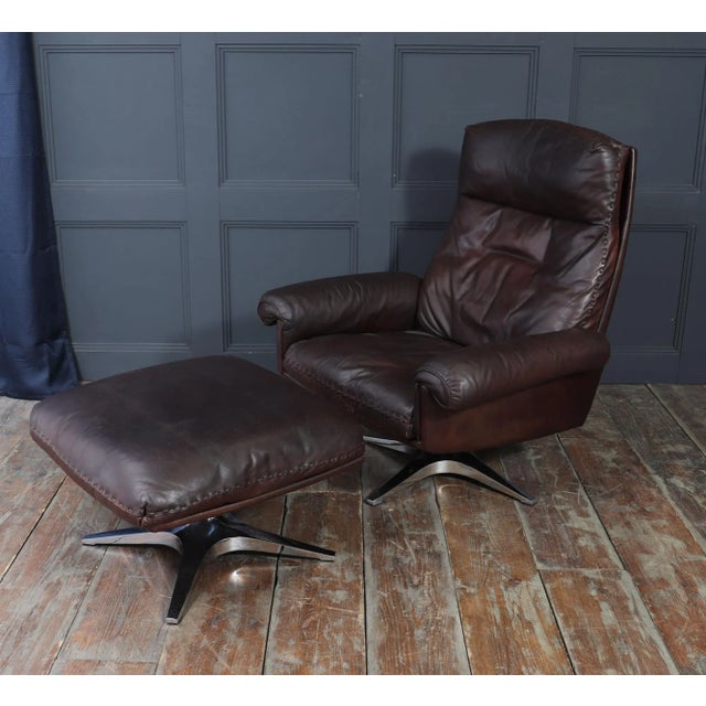 Set of DS-31 Armchair and Ottoman in Leather from de Sede, Switzerland, 1970s, Set of 2 For Sale - Image 14 of 18