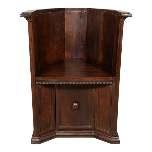 Italian Renaissance Style Walnut Monks Chair For Sale