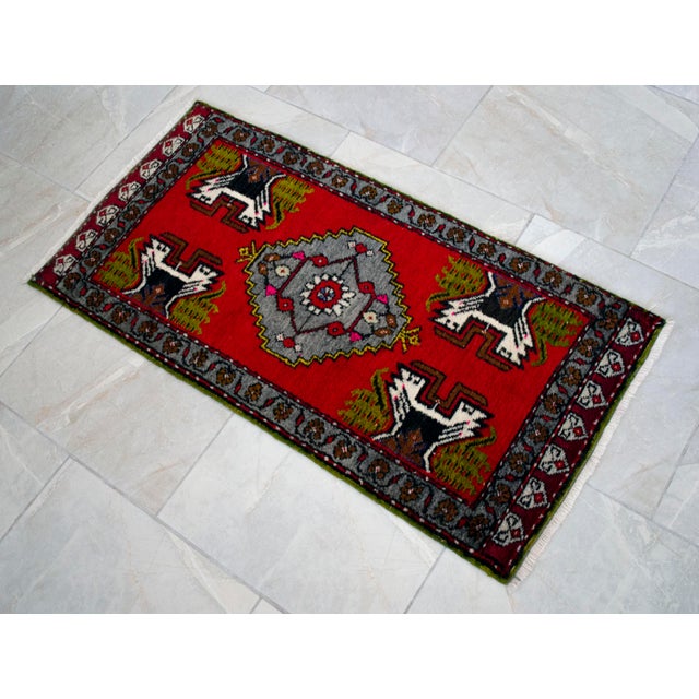 1970s Hand Knotted Turkish Small Rug Decorative Mat for Bathroom - Kitchen and Entryway - 20x40 Inches For Sale - Image 11 of 14