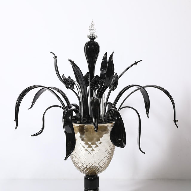 Mid-Century Expansive Leaf Form Handblown Murano Glass & 24kt Gold Fleck Uplight For Sale - Image 11 of 18