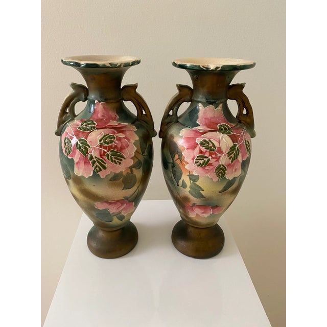 Asian Morimura Nippon Double Handle Hand Painted Vintage Vases For Sale - Image 10 of 10