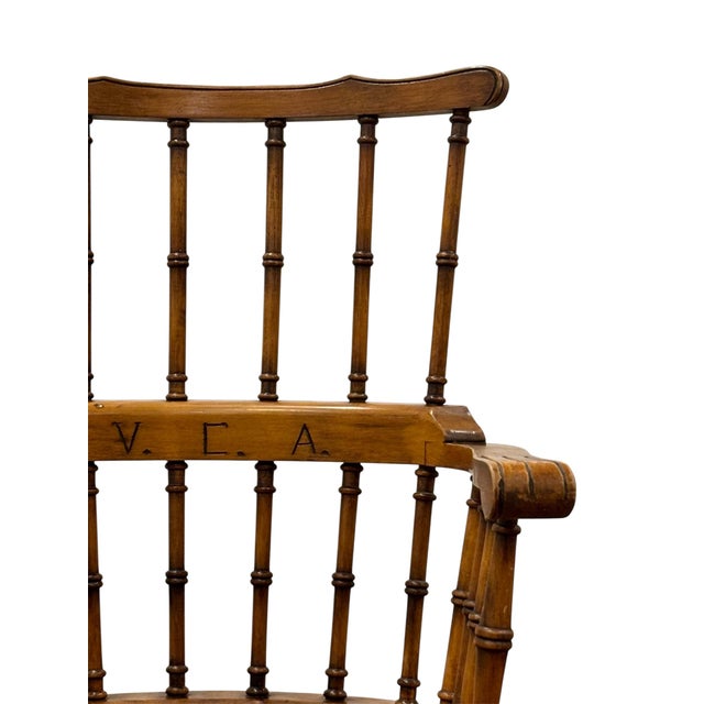 Brown English Windsor Armchair, 1870 For Sale - Image 8 of 11