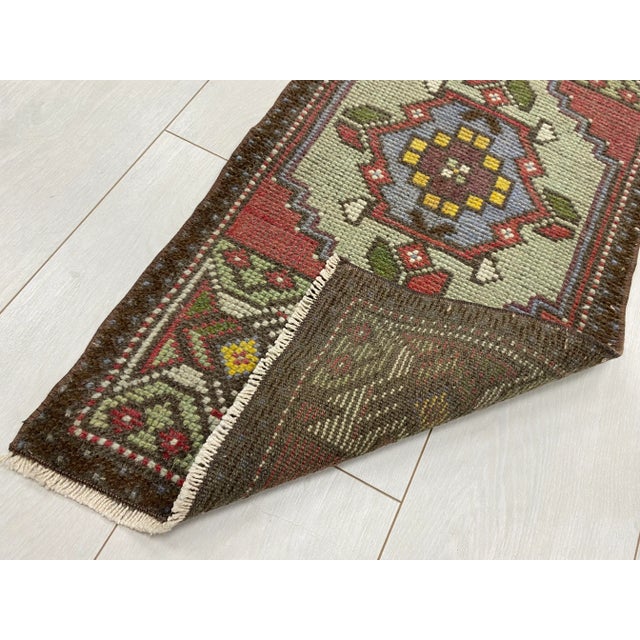 1960s 1960s Vintage Red and Light Green Bohemian Rug For Sale - Image 5 of 6