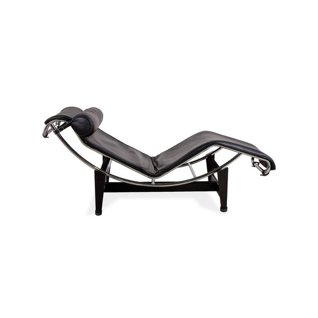 LC 4 Chaise Lounge in Leather by Le Corbusier for Cassina For Sale - Image 11 of 15