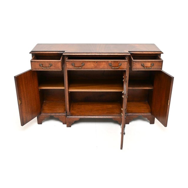 Small Vintage Georgian Style Breakfront Sideboard, 1930 For Sale - Image 3 of 11