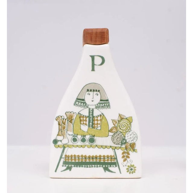 Pepper & Salt Shaker by Figgjo Flint, 1960s, Set of 2 For Sale - Image 4 of 10