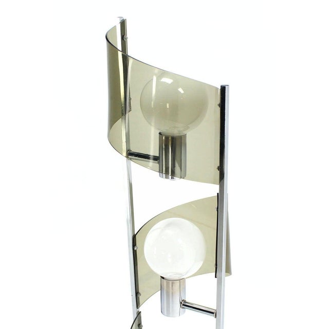 1970s Mid Century Modern Large Chrome Smoked Lucite Ribbon Shade Table Floor Lamp For Sale - Image 5 of 7