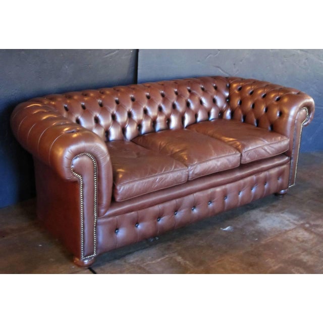 How To Tell A Genuine Chesterfield Leather Sofa www