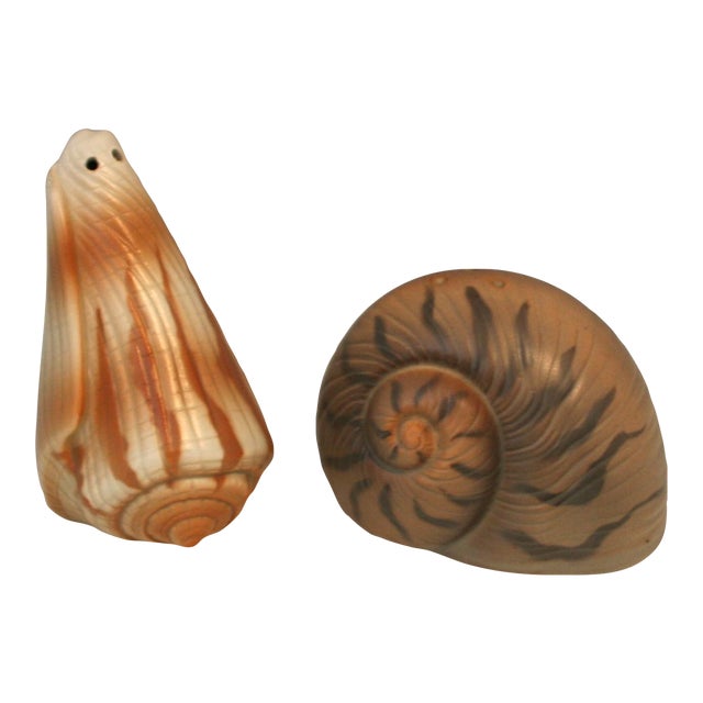 Vintage 1982 Otagiri Japan Stoneware Seashell Salt & Pepper Shakers For Sale