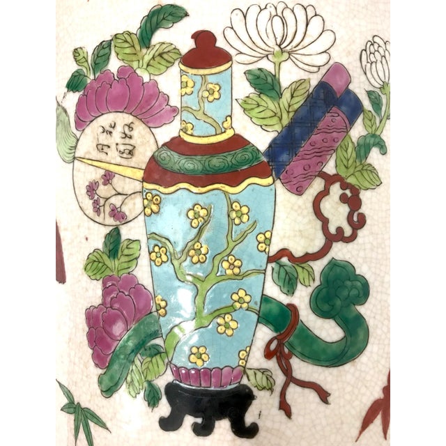The Chinese Warriors Umbrella Stand, 1950s, Beige Crackle Ware With Gold / Gilt Work, Signed Chenghua For Sale - Image 12 of 13
