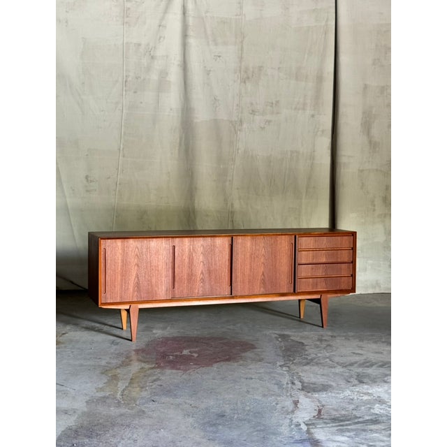 Mid-Century Modern 1960s Mid-Century Danish Sideboard Attributed to Knud Nielsen for Løsning Mobelfabrik For Sale - Image 3 of 18