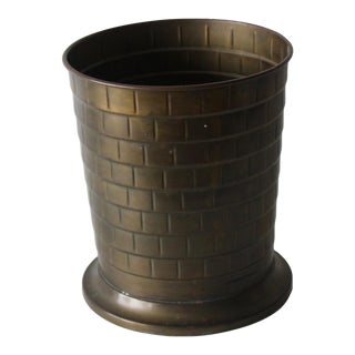 Warm Brass Wastebasket Brick Wall Pattern Detail Patina Vintage Mid Century Hollywood Regency For Sale