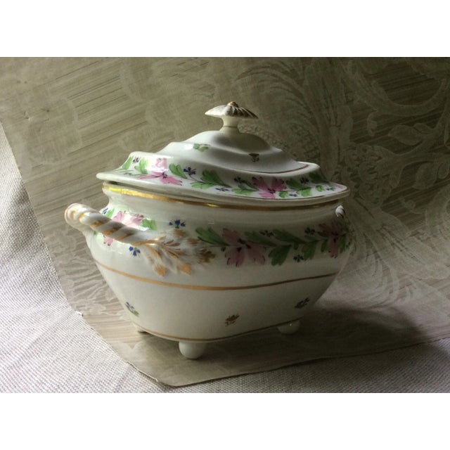 English Porcelain Small Tureen - Hand-Painted Circa 1800 For Sale - Image 4 of 10