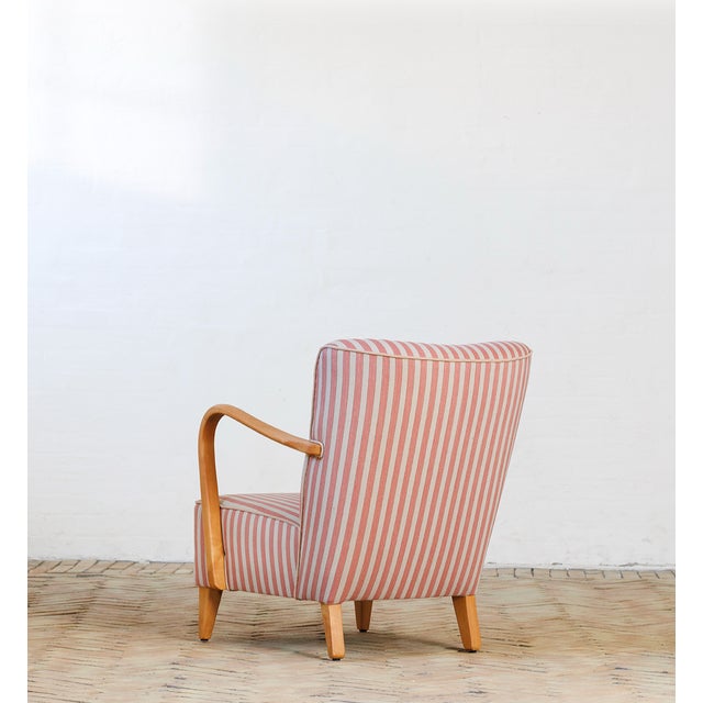 No. 921 Chair in Wool Upholstery, Sweden, 1950s, in Restored conditions. Designed 1950 to 1959
