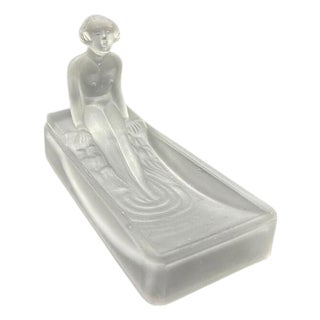 1980s Art Deco H. Hoffman Frosted Opaque Glass Soap Dish by Sarsaparilla NYC For Sale