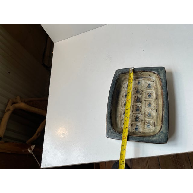 Brown Glazed Stoneware Scarab Dish by Jørgen Mogensen for Royal Copenhagen, 1960s For Sale - Image 8 of 9