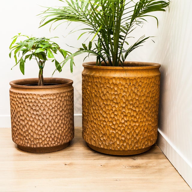 1970s XL Stoneware Thumbprint Planter by David Cressey & Robert Maxwell for Earthgender For Sale - Image 14 of 14