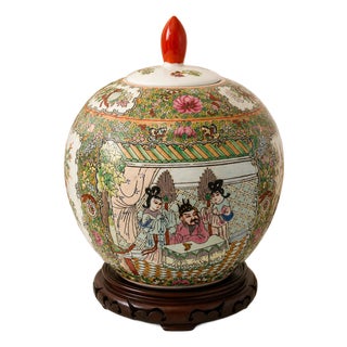 Large Chinese Famille Rose Porcelain Ginger Jar With Lid & Carved Hardwood Stand – Court Scene & Phoenix Motif For Sale