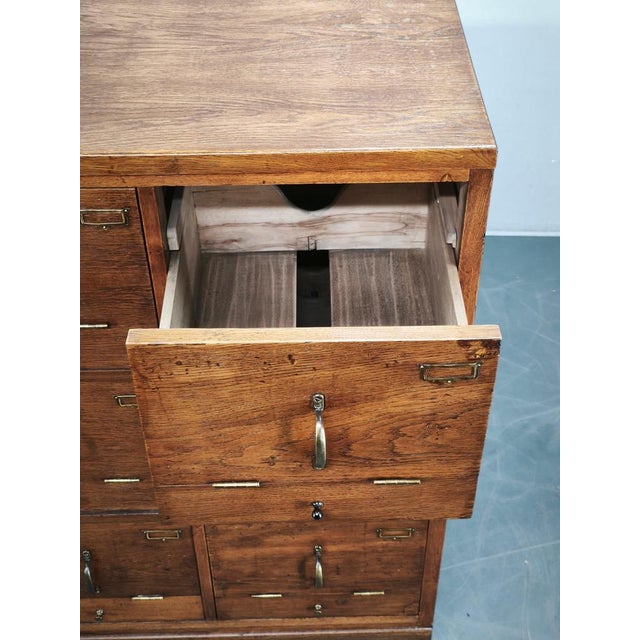 Czech Oak Filing Cabinet from Baťa Factory, Zlín, 1930s For Sale - Image 17 of 18