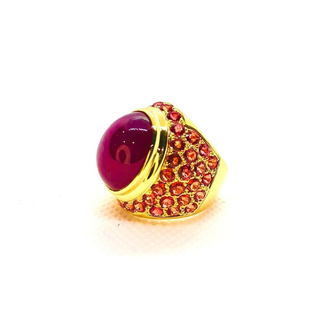Art Deco Bochic "Orient" Vintage Ruby & Orange Sapphire Cocktail Ring 18K Gold & Silver For Sale - Image 3 of 18