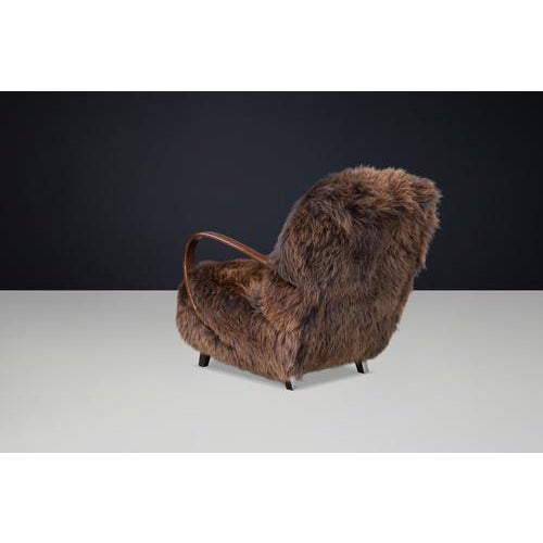 Dutch Sheepskin and Bentwood Lounge Chair from Jindřich Halabala, 1940s For Sale - Image 4 of 13
