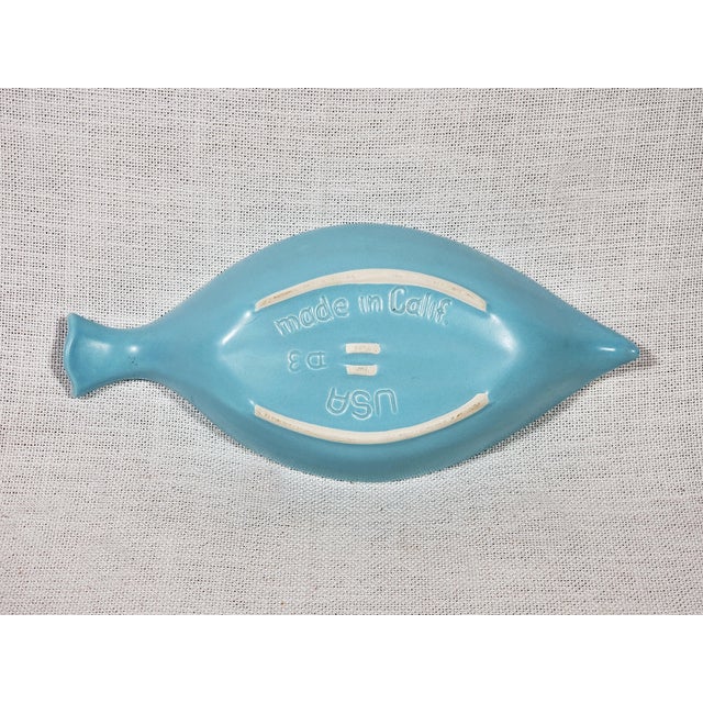 Mid 20th Century Vintage Original Mid-Century Modern Ceramic Leaf (Fish Tail) Gravy Dish (Made in California) For Sale - Image 5 of 6