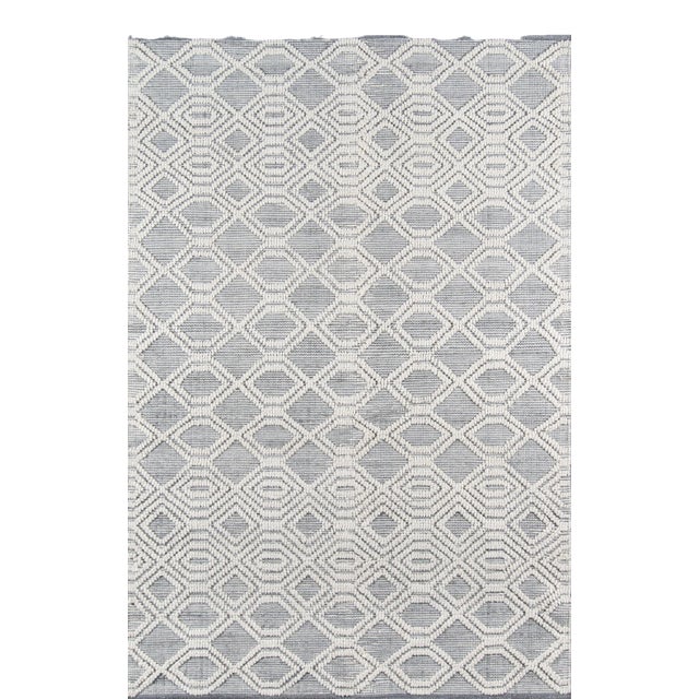 Momeni Contemporary Indoor/Outdoor Hermosa Rug in Grey, 5' x 8' For Sale