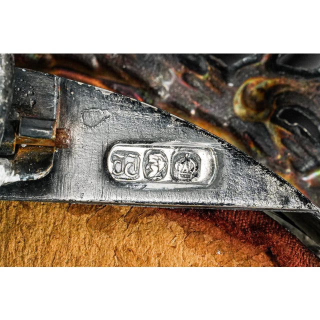 Regal Ornate Repousse Style Antique Silverplate Victorian Photo Picture Frame Lion Royalty Armorial For Sale - Image 18 of 18