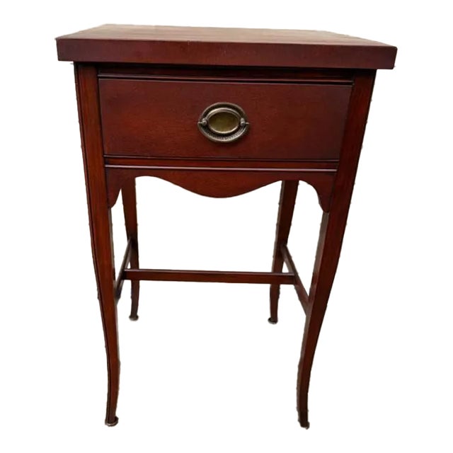 Antique Federal Style 1 Drawer Mahogany Side Table For Sale