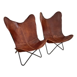 Pair of 1960s Argentine Import Leather Butterfly Chairs, After Jorge Ferrari-Hardoy for Knoll For Sale