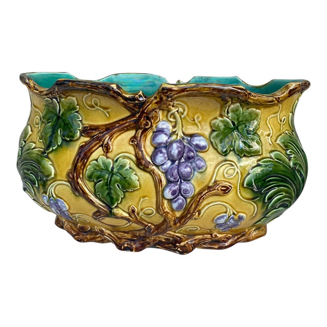 French Majolica Grapes Jardinière, Circa 1880 For Sale