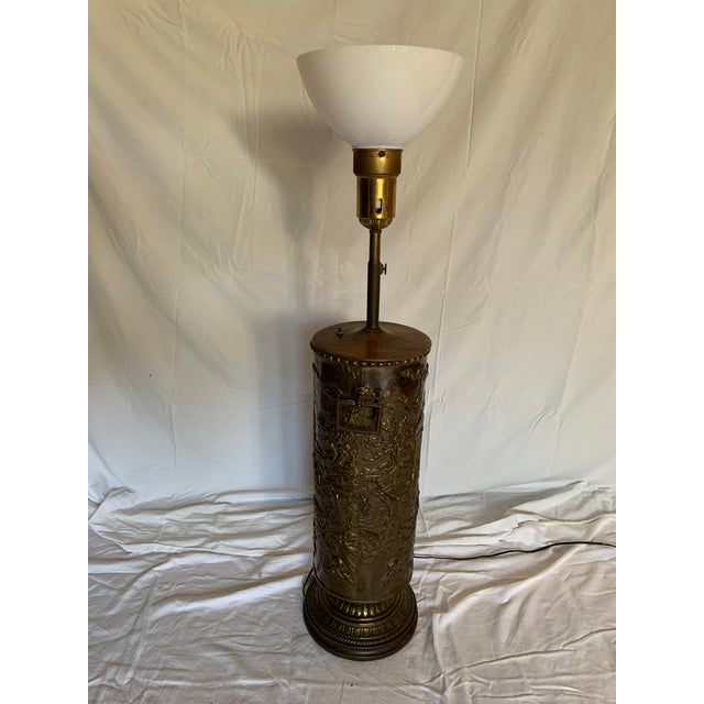 Vintage Chinoiserie Repousse Metal Drum Table Lamp With Glass
