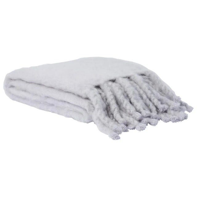 Contemporary Schumacher Rauma Mohair Throw in Silver For Sale - Image 3 of 5