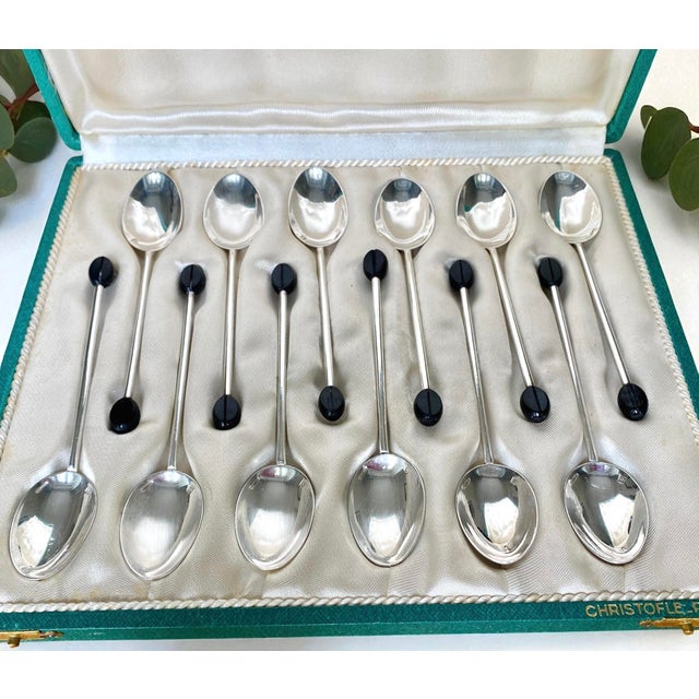 Rare set of 12 small silver-plated coffee/moka/espresso spoons by Christofle, coffee bean pattern. Delivered in their...