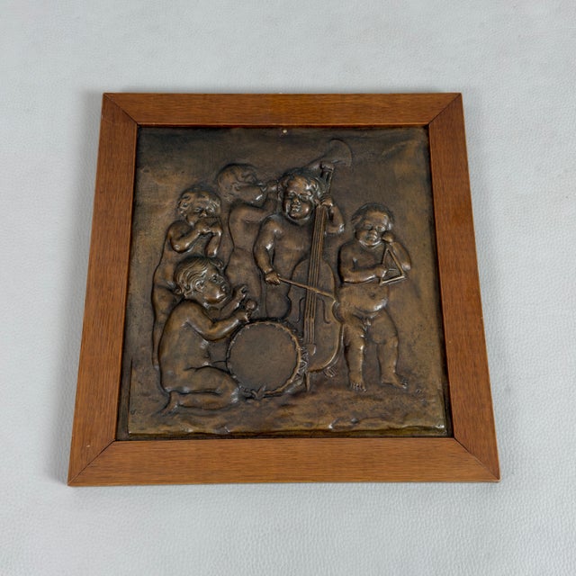 High Relief Bronze Panel with Cherub Musicians in Wooden Frame, 20th Century For Sale - Image 5 of 11