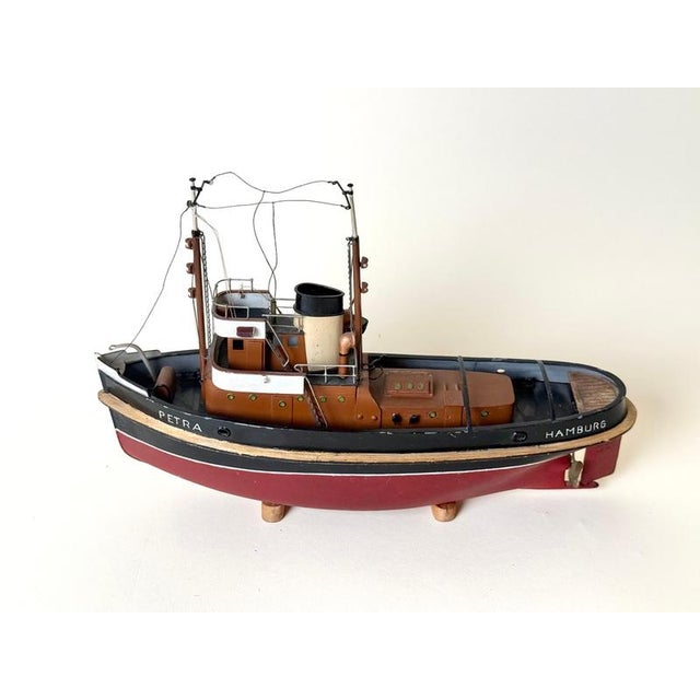 Hamburg Tugboat Petra Maritime Ship Model, Germany, 1957 For Sale - Image 11 of 14