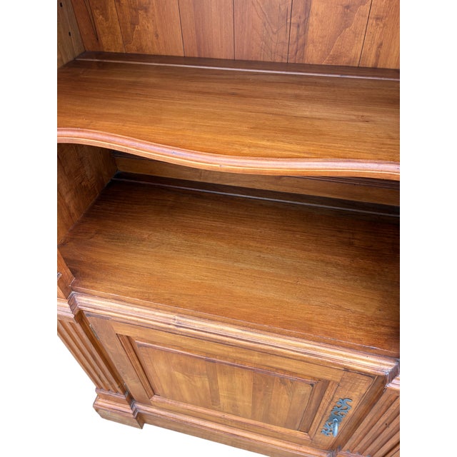 1990s Ethan Allen Legacy Maple Double Arched Library Bookcase Cabinet Hutch Display For Sale - Image 13 of 14
